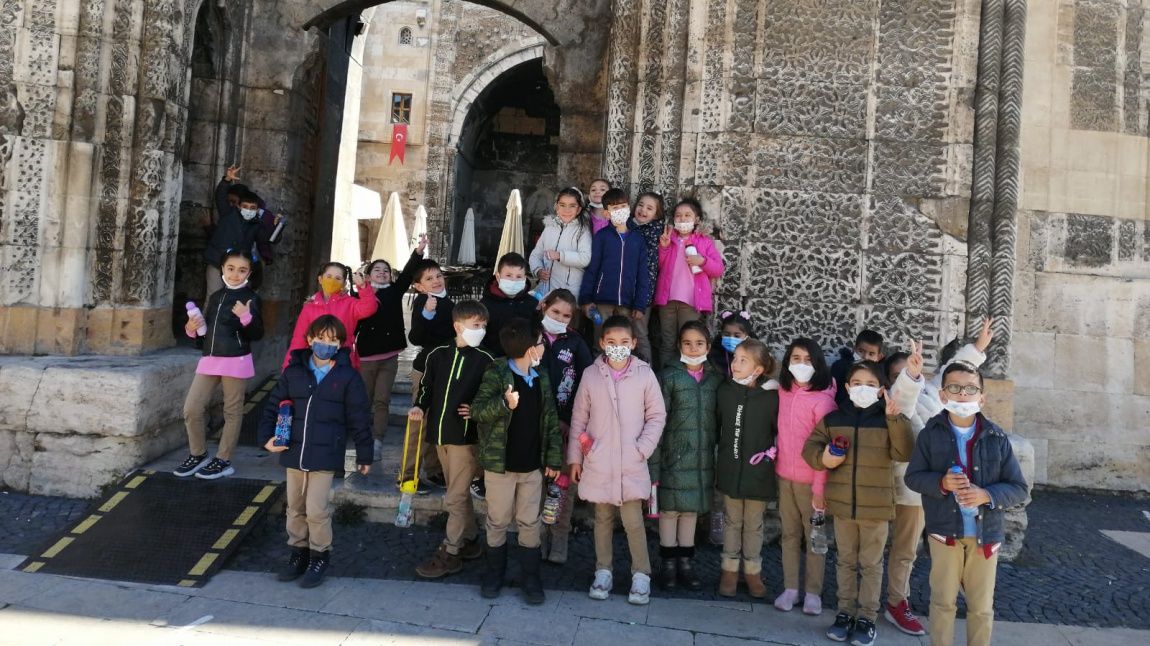 Sivas Tarihi Kent Meydanı Gezisi
